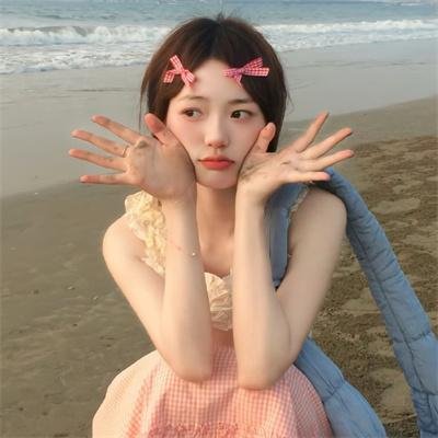 笼中女囚